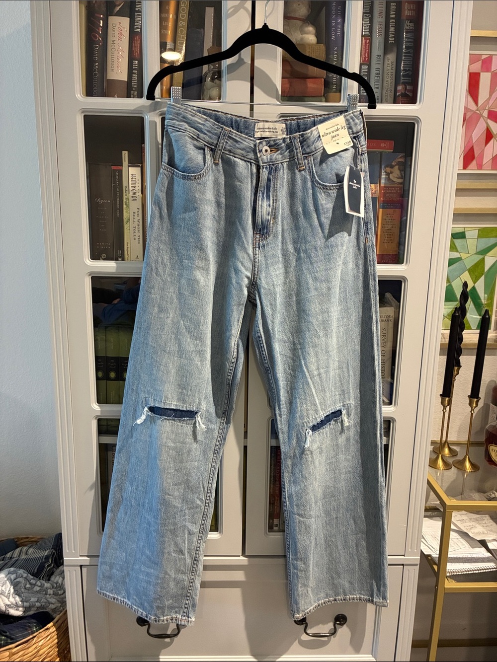 NWT abercrombie kids Light Blue Straight-Leg Women’s Jeans